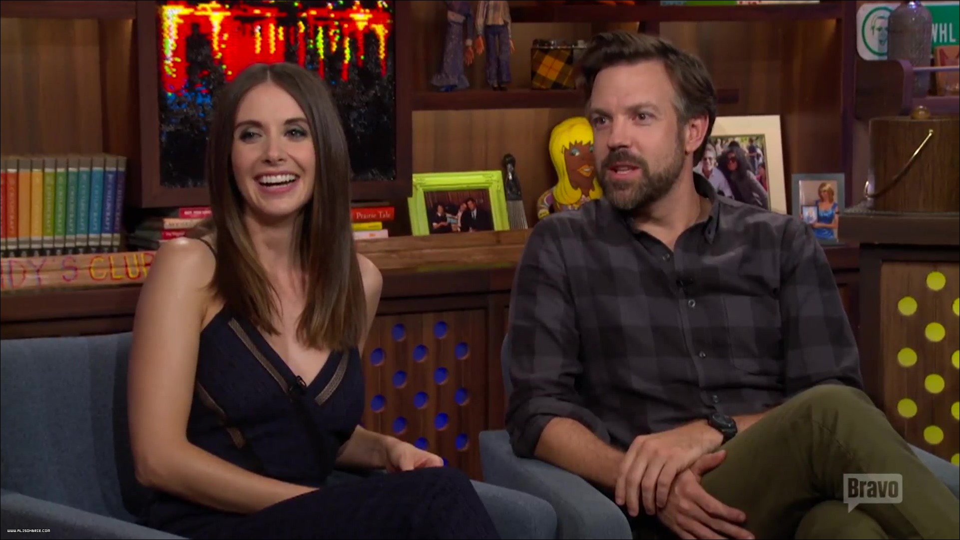 2015 - September 8th (Screen Captures) - 082 - Alison Brie Source